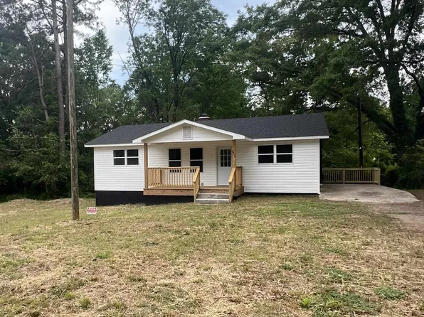 211 Rhode Island Cir, Chesnee, SC 29323