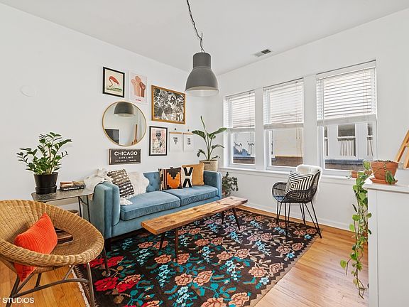 2nd image of 3429 W Shakespeare Ave APT 3A