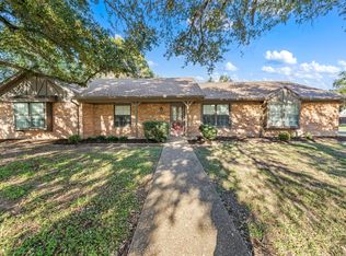5312 Links Dr, Waco, TX 76708