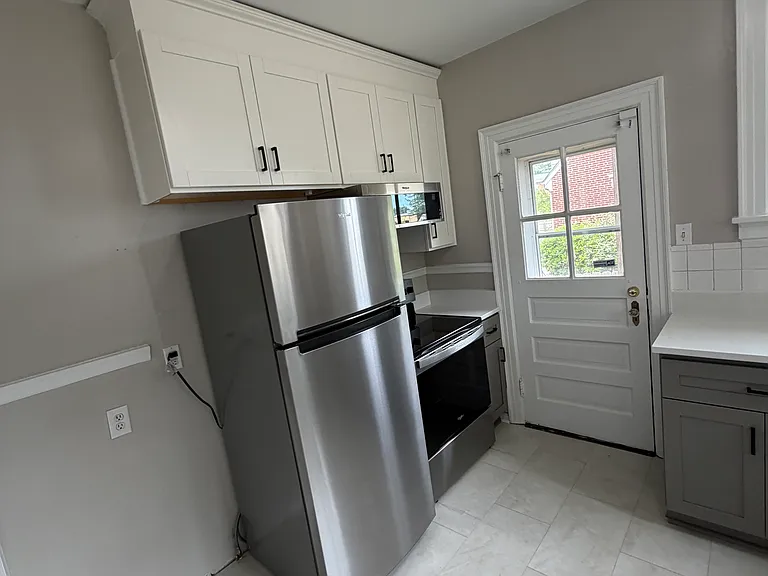 812 E Belt Blvd — Photo 9