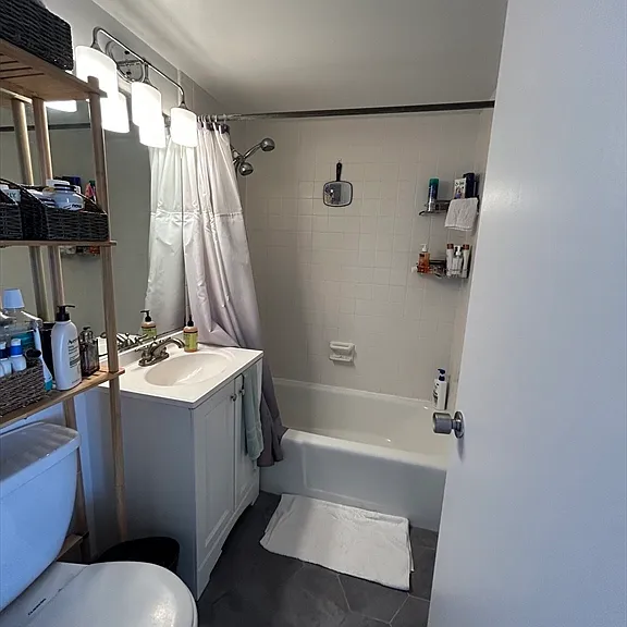 872 Massachusetts Ave #810 — Photo 11