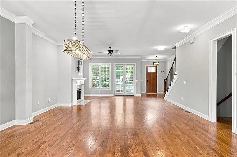 4 bed, 3.5 bath, 3051 sqft, $3,700 — Photo 4