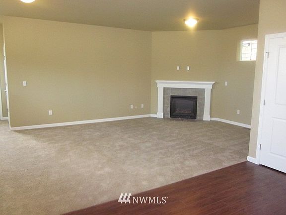 5th image of 4524 Fairweather Street NE