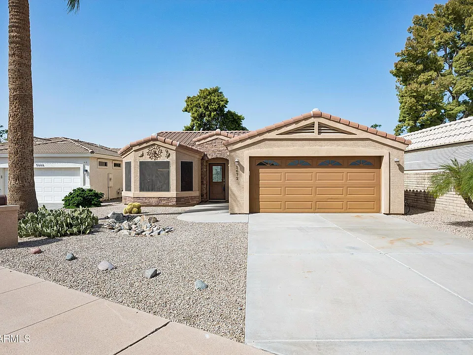 5672 E Hermosa Vista Dr