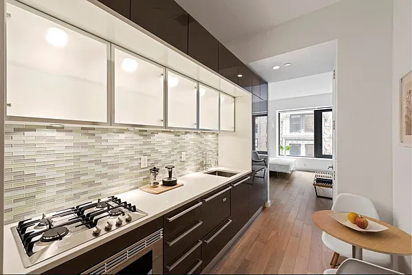 Rented by Douglas Elliman | media 25