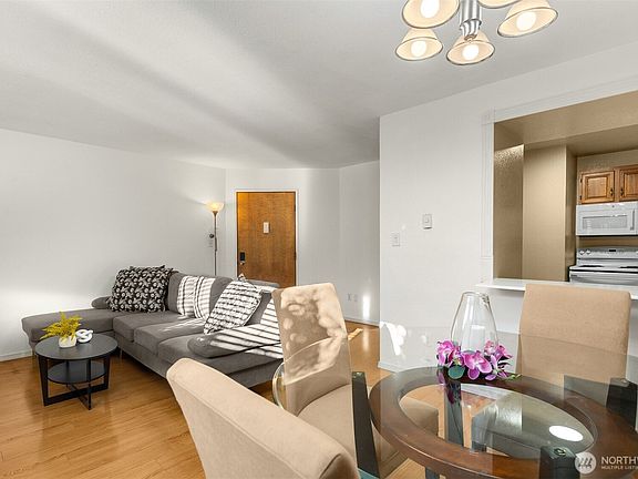 3rd image of 3024 NE 143rd Street #103