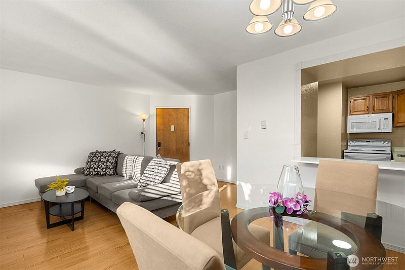 3rd image of 3024 NE 143rd Street #103