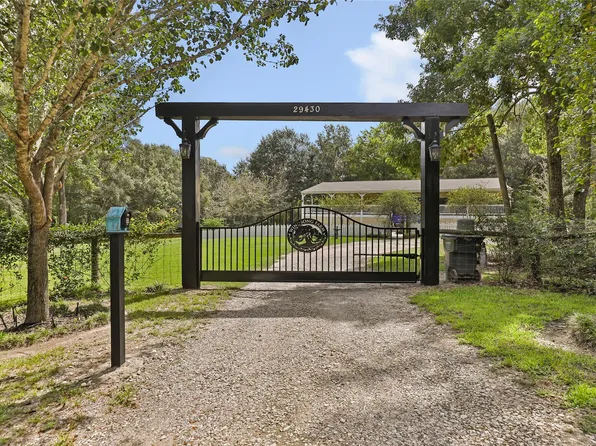 29430 E Irvin Rd, Huffman, TX 77336