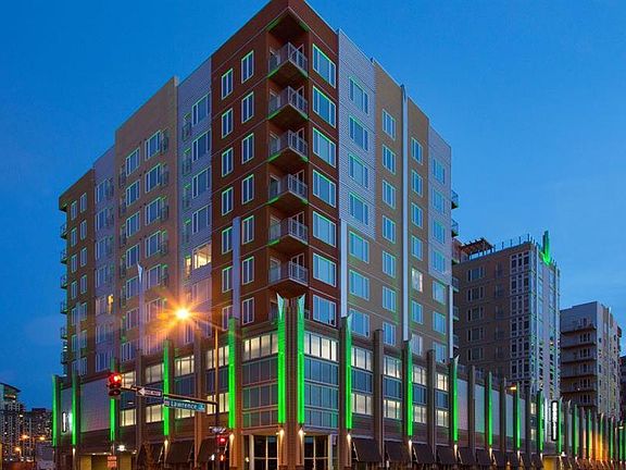 2nd image of 2020 Lawrence St #2146369