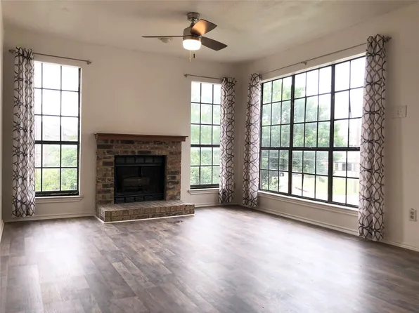 7621 McCallum Blvd APT 302, Dallas, TX 75252