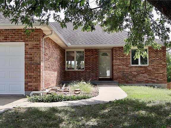 4th image of 1506 Emerald Way