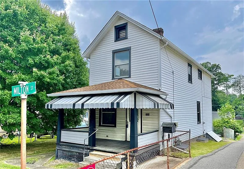 1014 Milton St photo 1