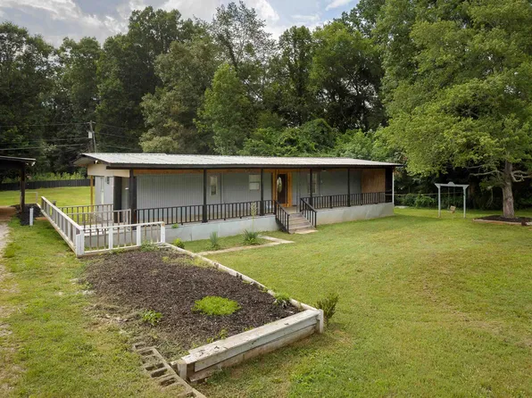 1631 County Road 24, Florence, AL 35633