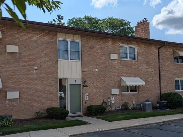 1199 S Sheldon Rd #I-64, Plymouth, MI 48170