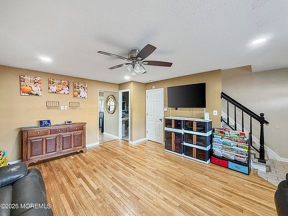 4th image of 1150 Rita Court