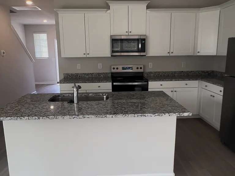 2142 Willow Glen Dr — Photo 7
