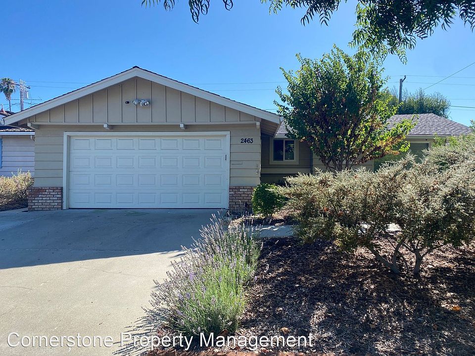 1st image of 2463 Briarwood Dr
