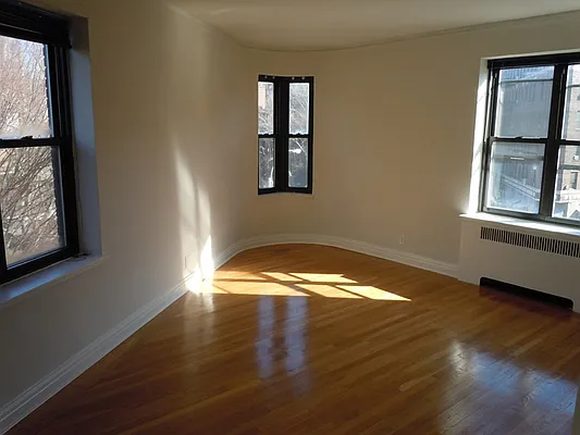 Rented by Stonehenge NYC LLC | media 48