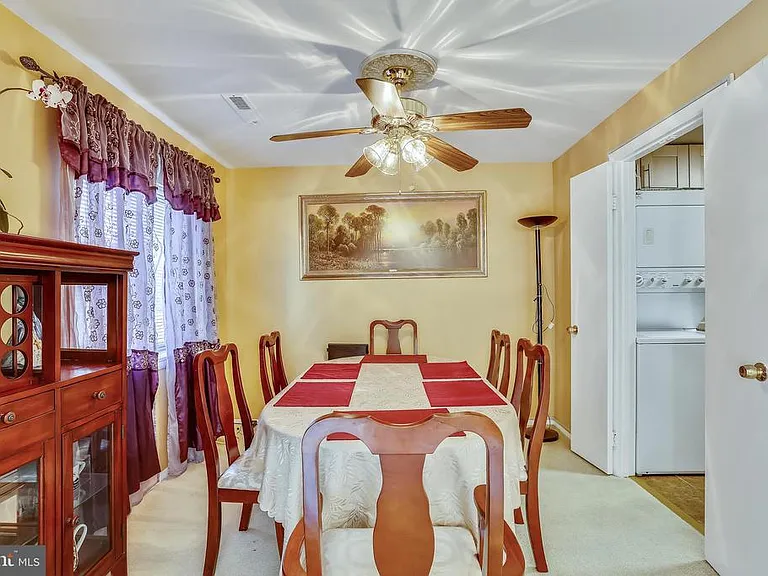 18722 Walkers Choice Rd #4 — Photo 11