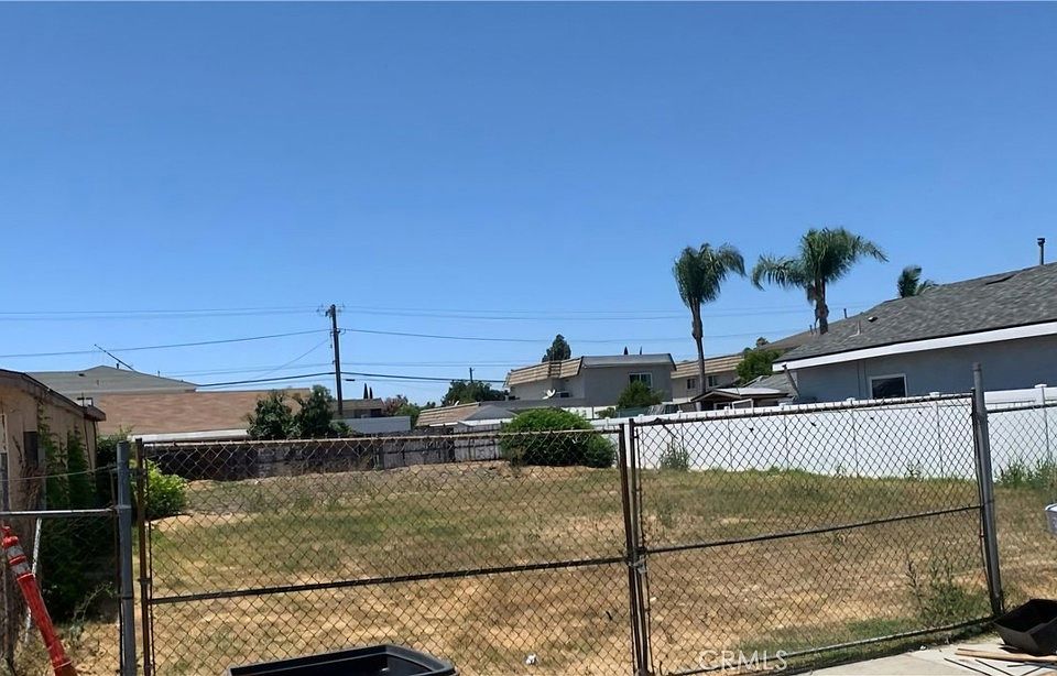 1st image of 6651 Kingman Ave #3
