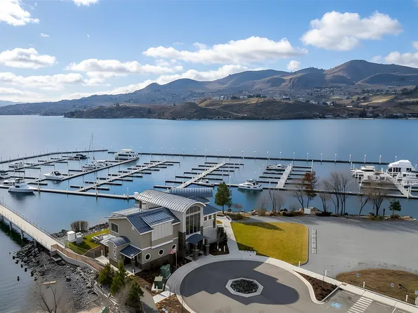 1350 #D11 W Woodin Avenue #D11, Chelan, WA 98816