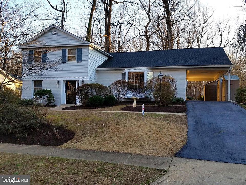 1st image of 8205 Mockingbird Dr