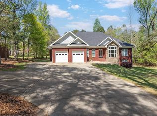 337 Walker Dairy Rd, Smiths Station, AL 36877