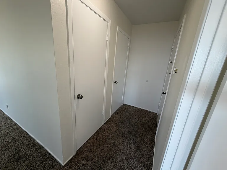490 Talbert St #301 — Photo 12