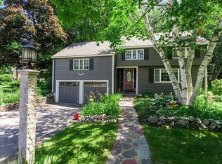 22 Garrett Rd, Reading, MA 01867