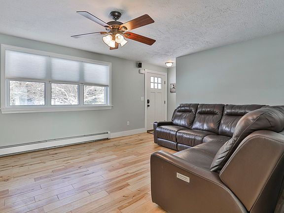 3rd image of 113 woodland Avenue