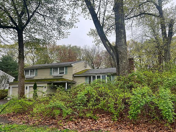 4th image of 51 Gilbert Rd