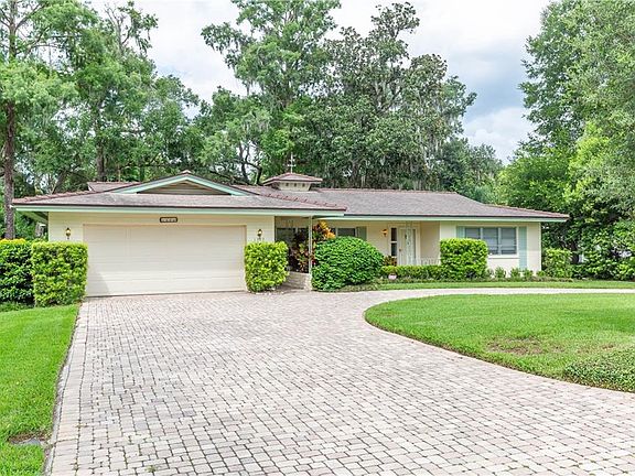 2nd image of 1098 McKean Cir