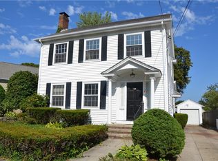 39 Western Promenade, Cranston, RI 02905