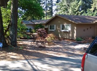 18851 SW Pilkington Rd, Lake Oswego, OR 97035