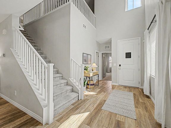 3rd image of 8137 Skye Plum St