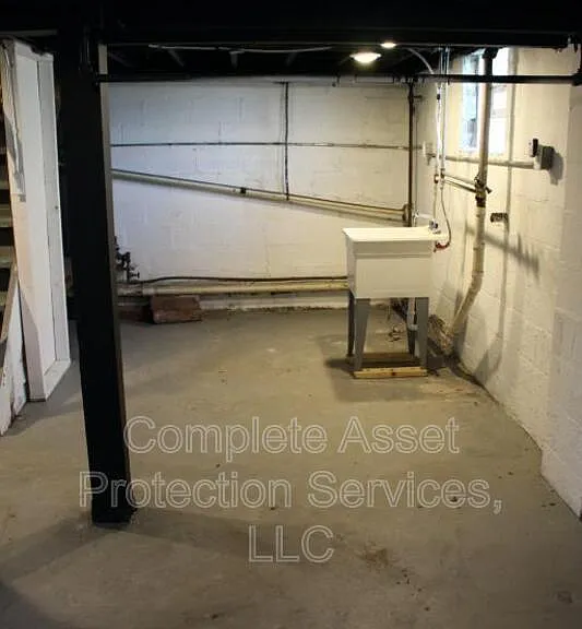 7326 Taft St — Photo 16