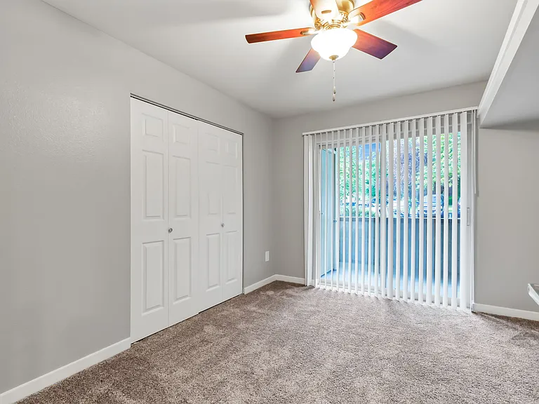 A Bedroom at The Buttes Apartment Homes in Loveland, CO