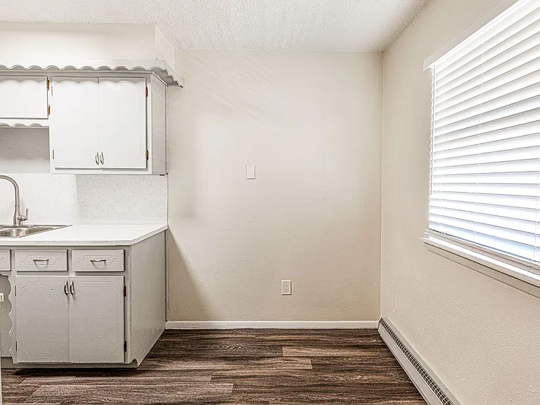You will love this updated 1 bed, 1 bath! — Photo 11