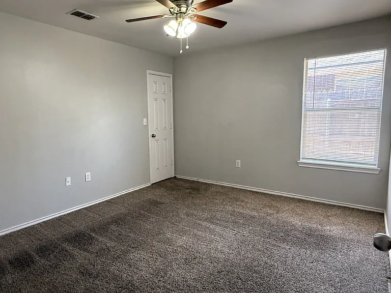 304 N Brentwood Ave #B — Photo 16