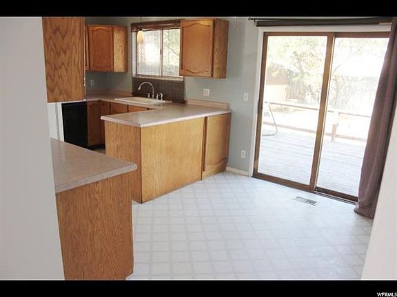 3rd image of 4990 W Highwood Dr