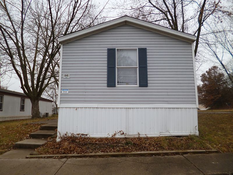1st image of 846 S 75th St