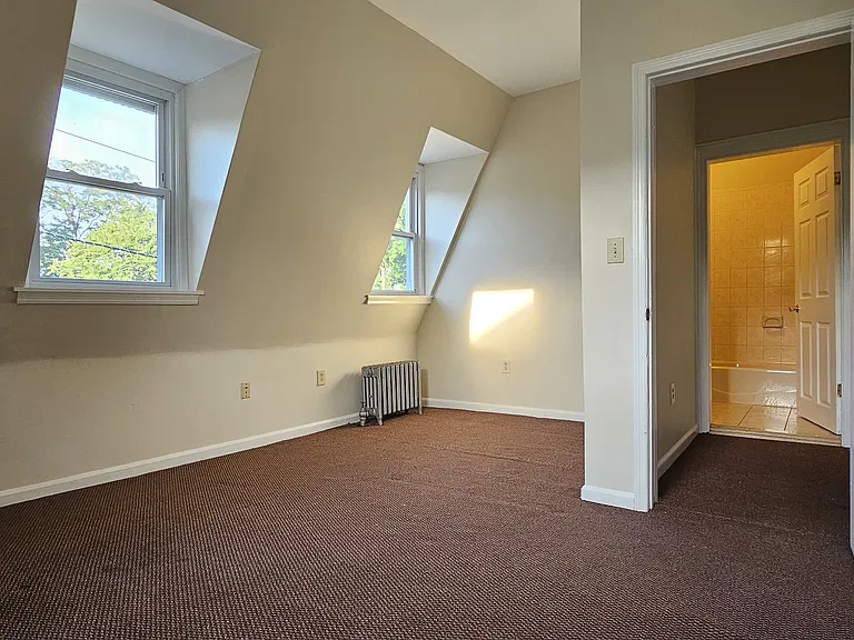 25 Dumont Ave #2 — Photo 14