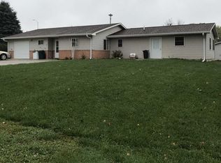 1007 U St, Neligh, NE 68756