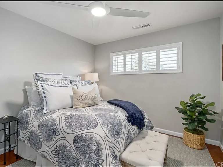 440 Country Club Dr — Photo 18