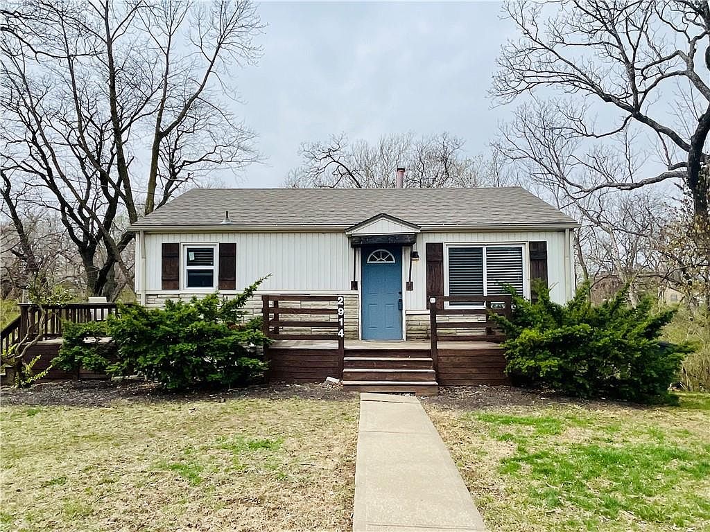 2914 S 9th Ter, Kansas City, KS 66103 | Zillow