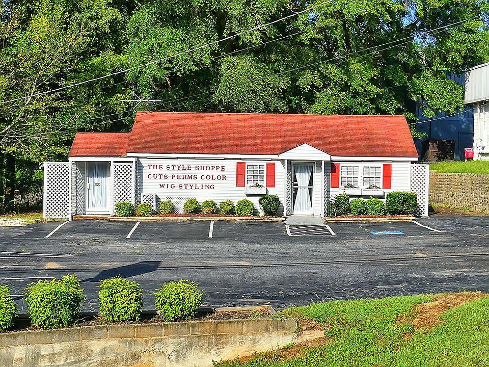 1st image of 1440 S Cobb Dr SE
