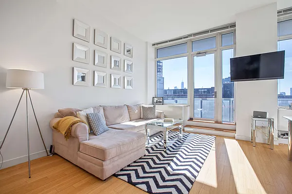 Rented by Compass | media 27