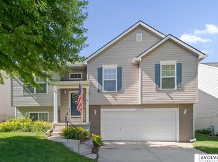 19414 V St, Omaha, NE 68135