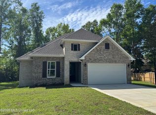 8876 Kipapa Ct, Diamondhead, MS 39525