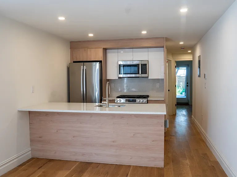 608 Van Buren St #1 — Photo 8